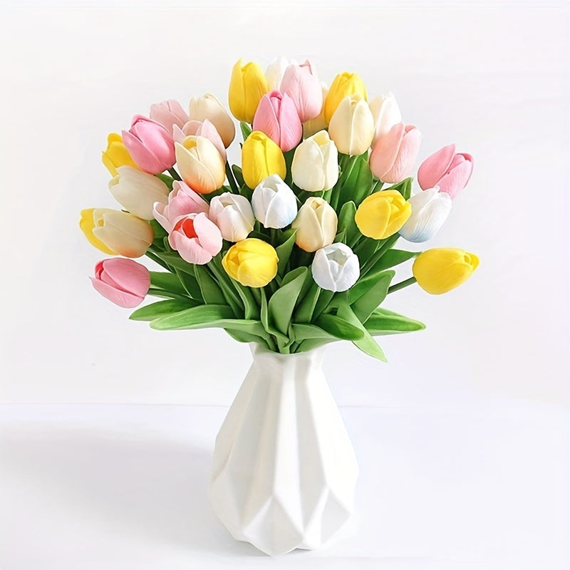 Set van 15 realistische kunst tulpen voor levendige woningdecoratie.