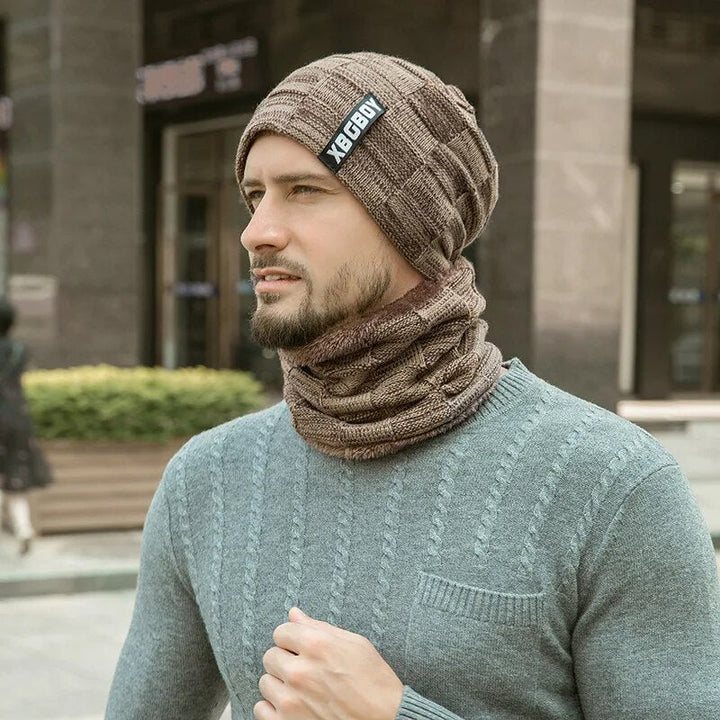 Kwalitatieve katoenen winterset, duurzame warme muts en sjaal, essentiële koudedagen accessoires.