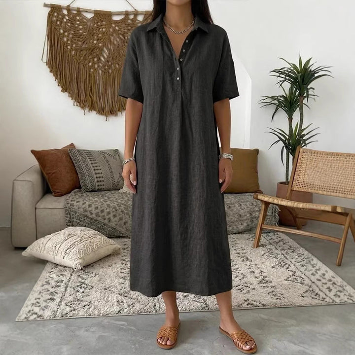 Elegante dames maxi-jurk met rechte pasvorm, polokraag en korte mouwen voor de zomer.