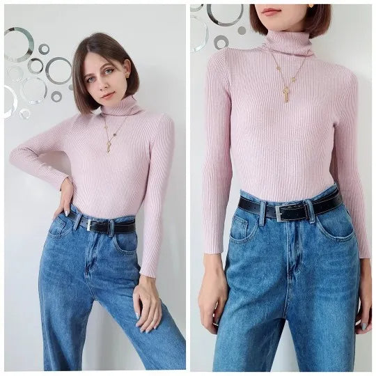 Stijlvolle effen dames coltrui. Gebreid voor herfst & winter, met lange mouwen.