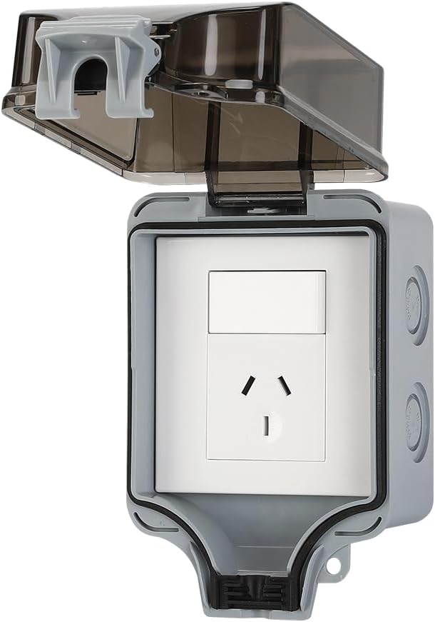 IP66 buiten wandcontactdoos met waterdicht deksel, perfect voor veilige stroom in tuin en balkon.