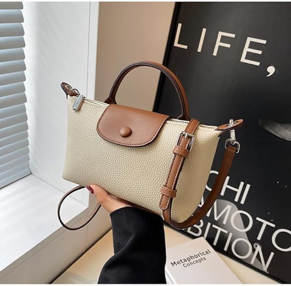 Elegante gequilte PU leren schoudertas voor dames, compact formaat, perfect als modieus accessoire.