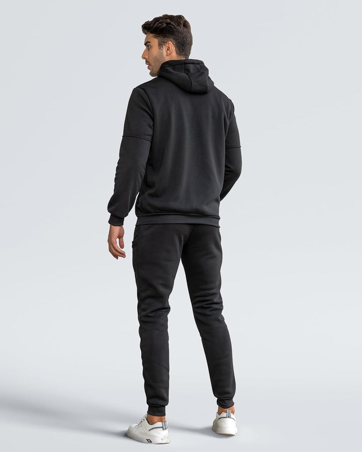 Stijlvol heren trainingspak Jamie, uitermate geschikt voor athleisure mode.