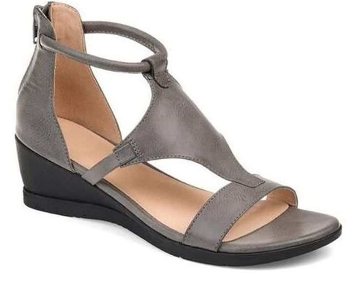 Rode dames comfort sandalen met subtiele wig. Stijlvolle en comfortabele zomerschoenen voor dames.