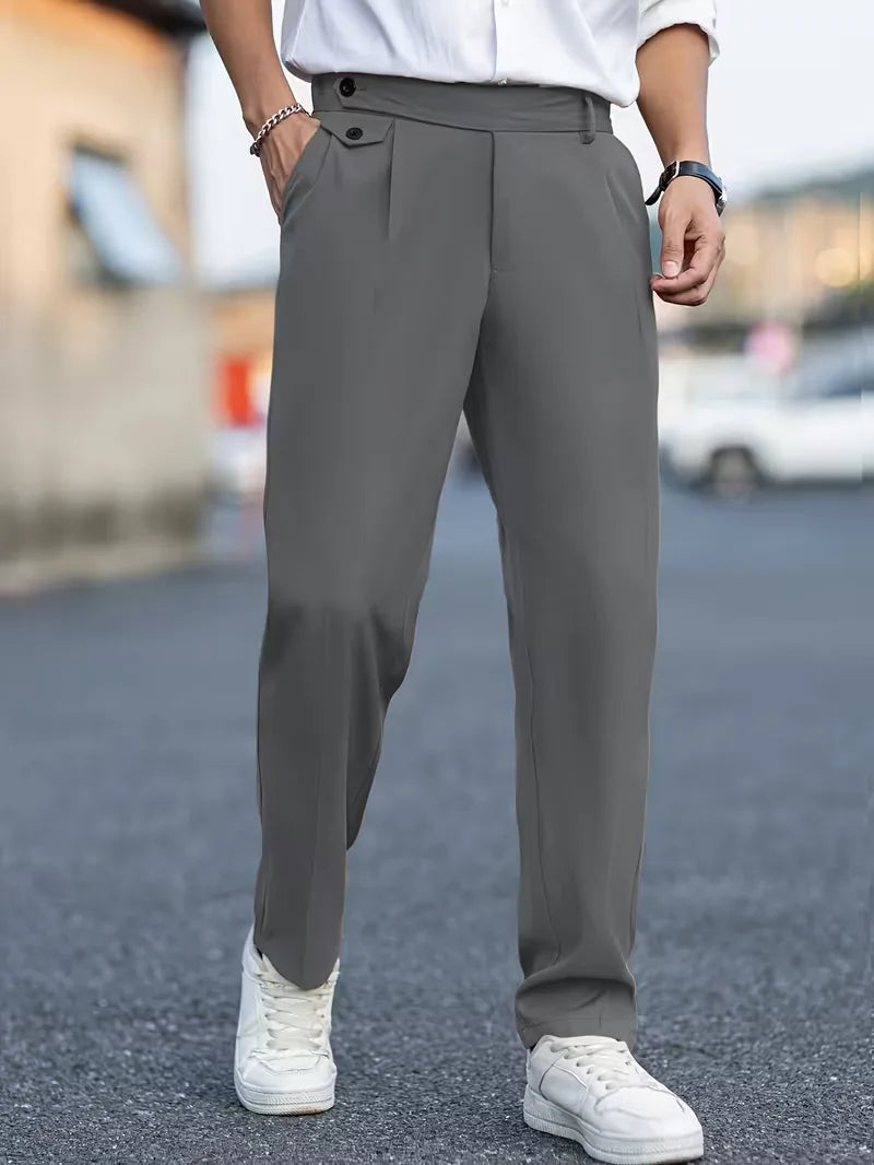 Heren straight leg broek, smart casual, cropped, met een comfortabele tailleband.