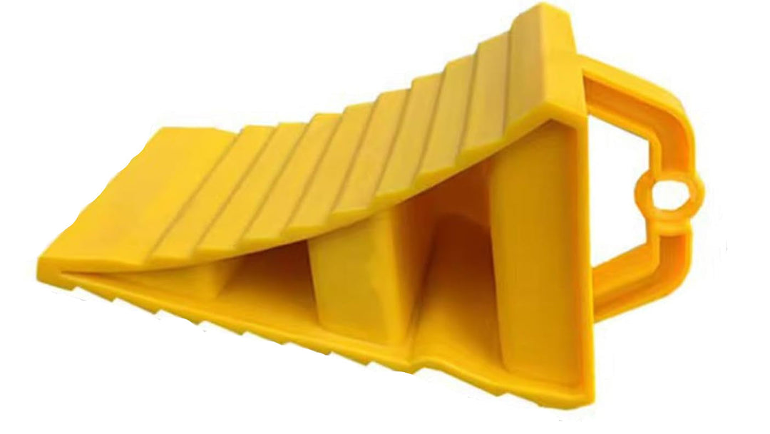 Antislip wielklemmen voor veilige stalling op hellingen, ideaal voor auto's, vrachtwagens en campers.