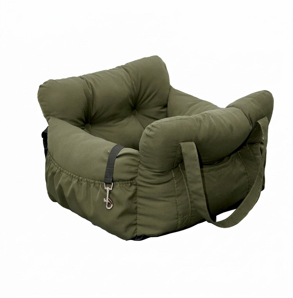 Comfortabele en veilige TravelPaw honden reismand voor in de auto. Wasbare hondenmand met opbergruimte.