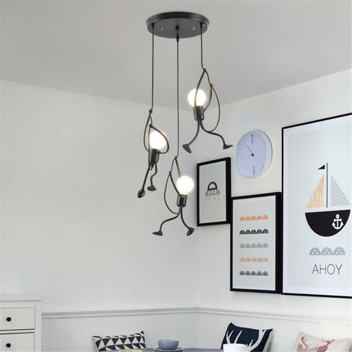 Vrolijke FunPop plafondlamp, perfect als kinderkamer lamp of speelse verlichting in een modern interieur.