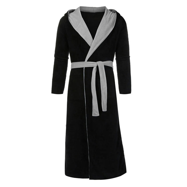 Comfortabele zwarte flanellen heren badjas, ideaal als zachte winterse loungewear; ook verkrijgbaar in grote maten.