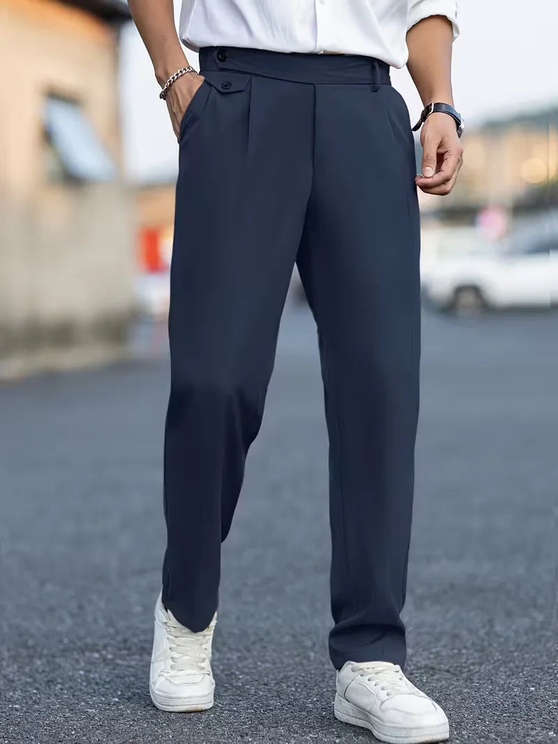 Sportieve heren pantalon, straight leg, smart casual, van hoogwaardig polyester.