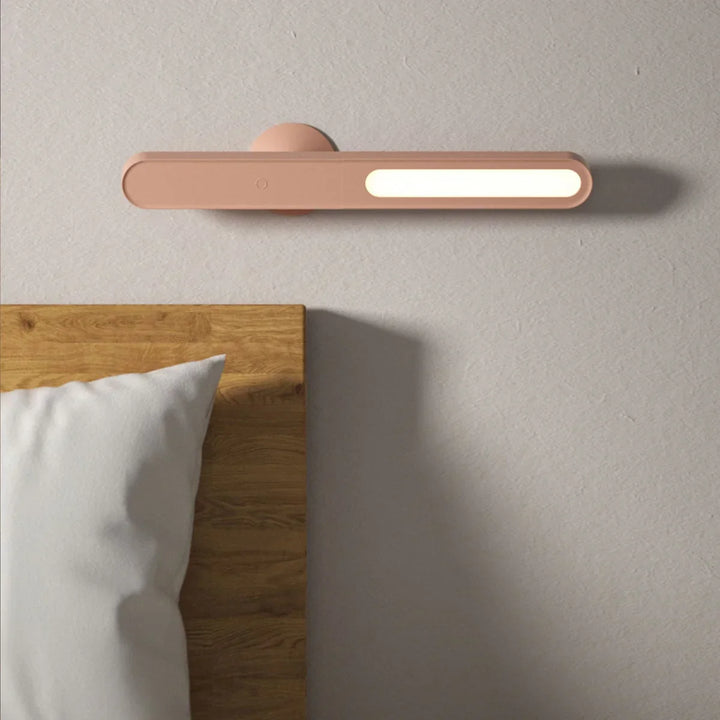 Moderne Luminza design tafellamp met LED verlichting. Perfect sfeerlicht voor woonkamer of slaapkamer.