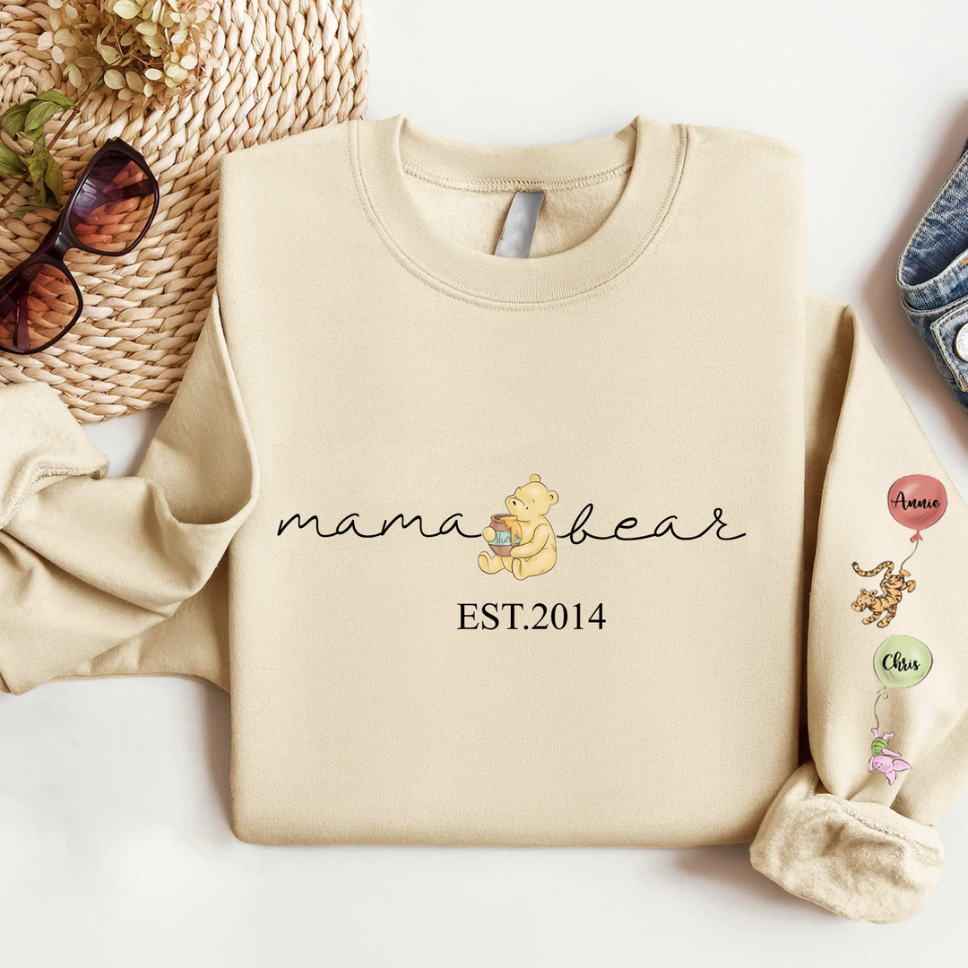 Comfortabele unisex hoodie, custom bedrukt met kindernamen, perfect als persoonlijk familie geschenk.