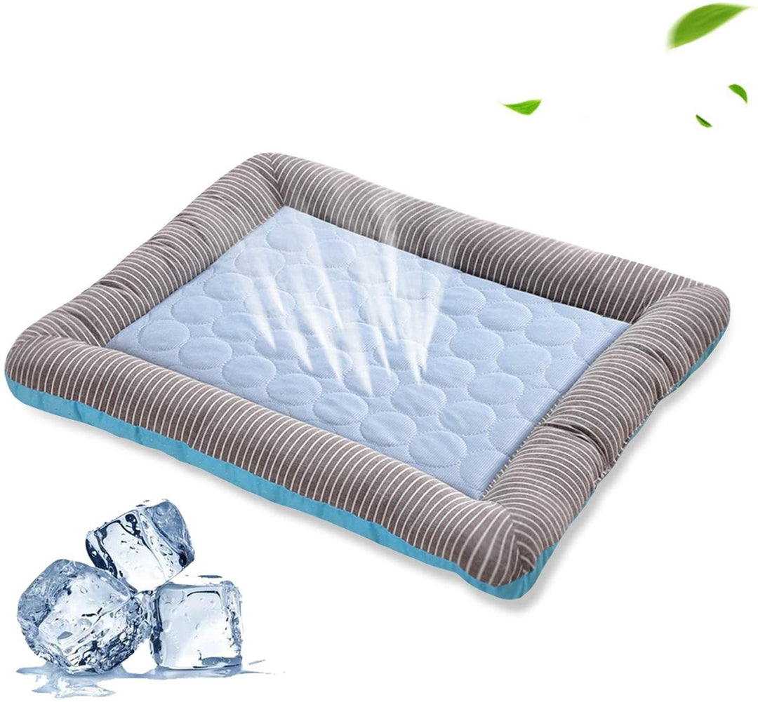 Verkoelende mat met antislip onderkant, perfect voor honden en katten om koel te blijven tijdens de zomer.