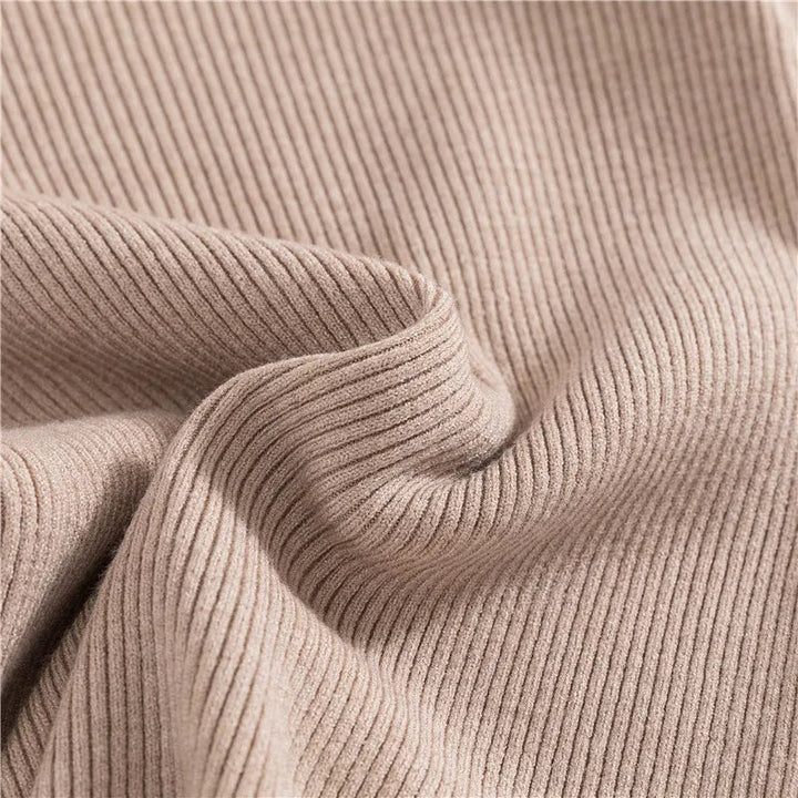 Dames coltrui, zacht gebreid. Effen en casual, voor winterkleding (een maat).