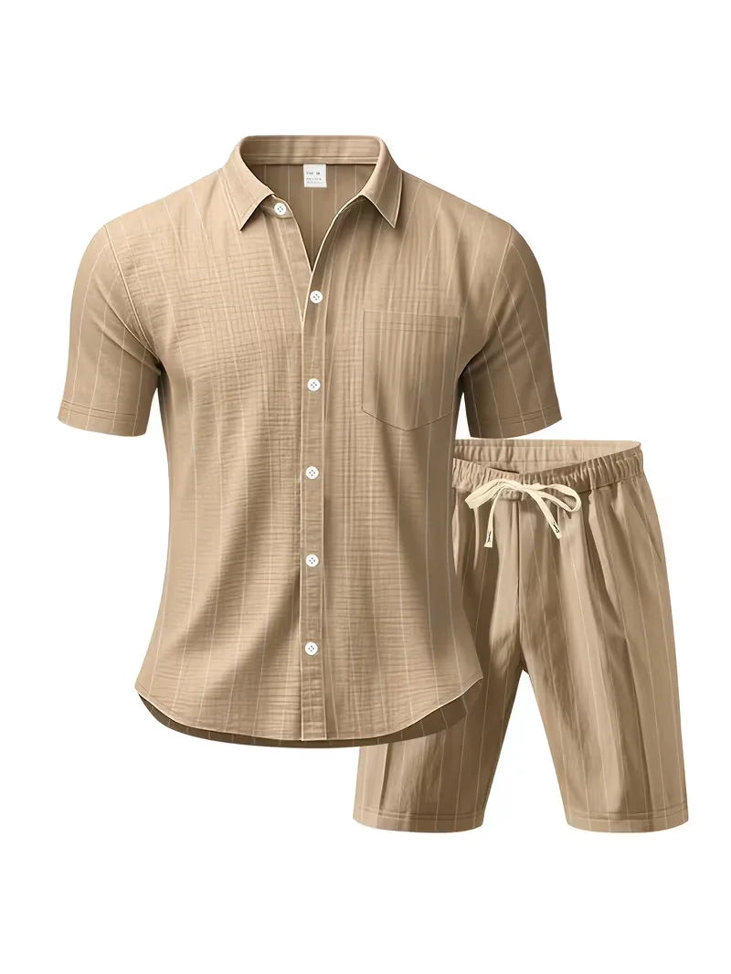 Strandklare heren zomerset: ademend shirt met korte mouwen & comfortabele korte broek.