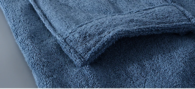Premium luxe heren badjas, extra warm en zacht, perfect voor winterse dagen.