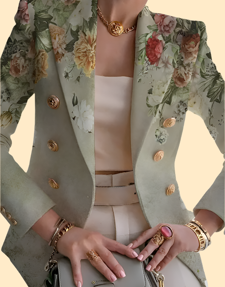 Damesblazer met een moderne, comfortabele pasvorm. Stijlvolle en elegante bovenkleding, ideaal voor de modebewuste vrouw.