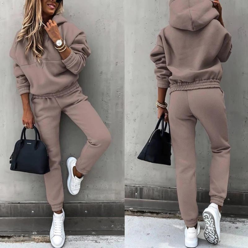 Stijlvol dames joggingpak Maria, complete set voor een modieuze en comfortabele look.