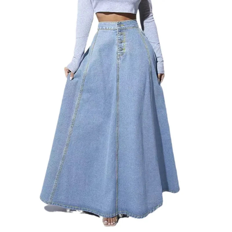 Modieuze lange damesrok in A-lijn denim, hoge taille voor een elegante en slanke look.