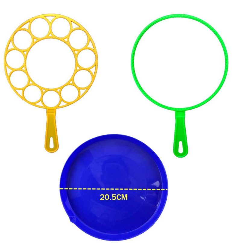 Grote hoeveelheden bellen uit de automatische bellenblaasmachine, perfect voor zomerse dagen en familieplezier buiten.