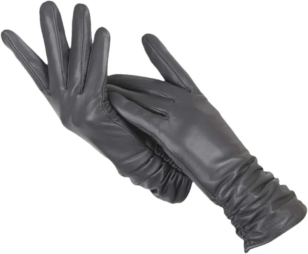 Dames leren handschoenen van LuxLeather, klassiek model. Essentieel voor een complete winteroutfit.