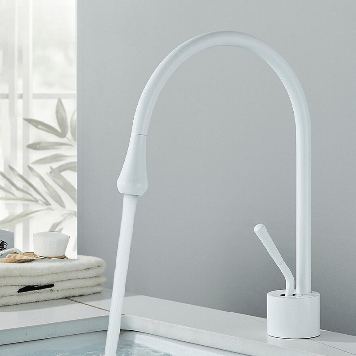 Stijlvolle witte wastafelkraan, warm & koud badkamer mengkraan, voor een fris en modern sanitair.