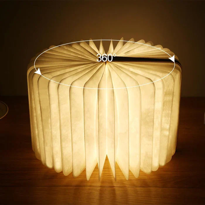Compacte draagbare LED leeslamp; essentieel reis accessoire, oplaadbaar en flexibel voor overal.