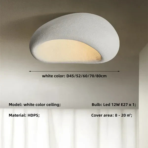 Sfeervolle Wabi Sabi plafondlamp SereneAura, zorgt voor warm licht en een rustgevende ambiance in elk modern huis.