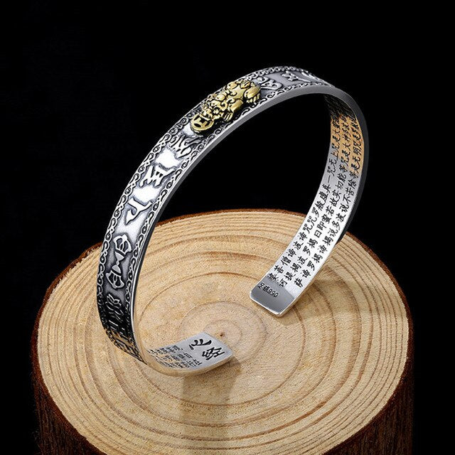 Mythologische Pixiu armband, een unisex geluksbrenger voor bescherming en financiële rijkdom.