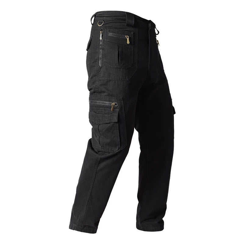 Zwarte heren werkbroek met meerdere zakken, robuust voor klussen en buitenactiviteiten.