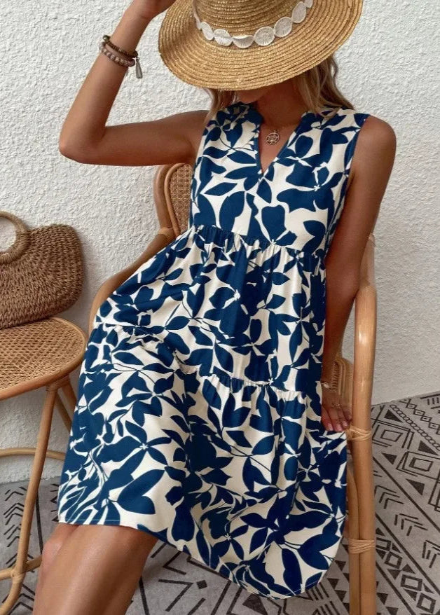 Veelzijdige dames zomerjurk V-hals, geschikt als strandkleding of comfortabele casual outfit.