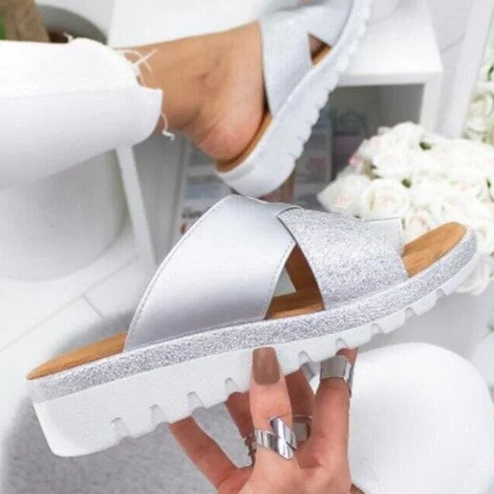 Dames Rory sandalen: open schoenen met platform voor zomer. Stijlvol, veelzijdig en comfortabel in zilver.