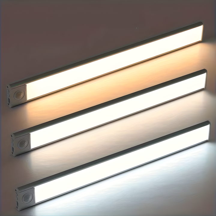 Oplaadbare LED-kastverlichting met slimme bewegingssensor, ideaal voor draadloze verlichting in kledingkasten, zilver.