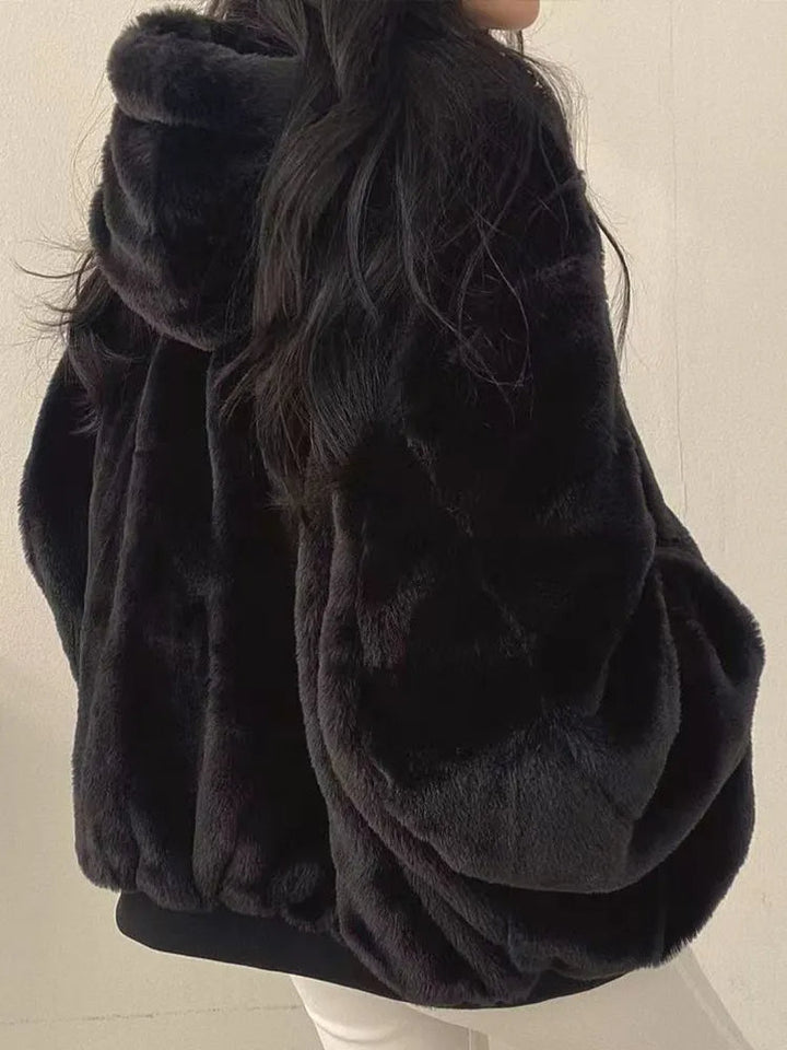 Dames winterjas Jara Vintage Bliss, combineert warmte met een unieke vintage flair voor de winter.