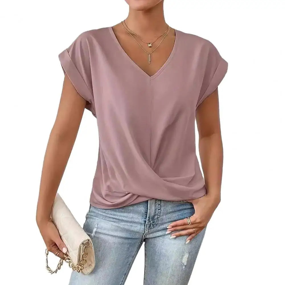 Zomerse losvallende damesblouse met chique V-hals, comfortabel en modieus.