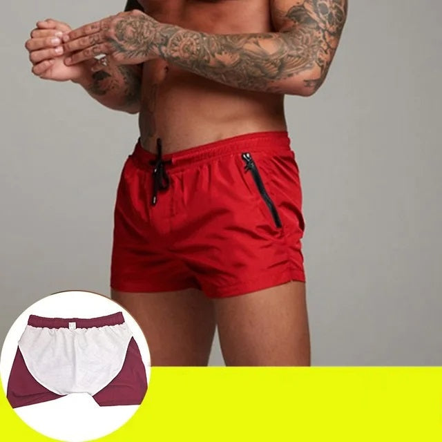 Comfortabele heren zwemshort, sneldrogend materiaal, perfect voor actief gebruik in water of op het strand.