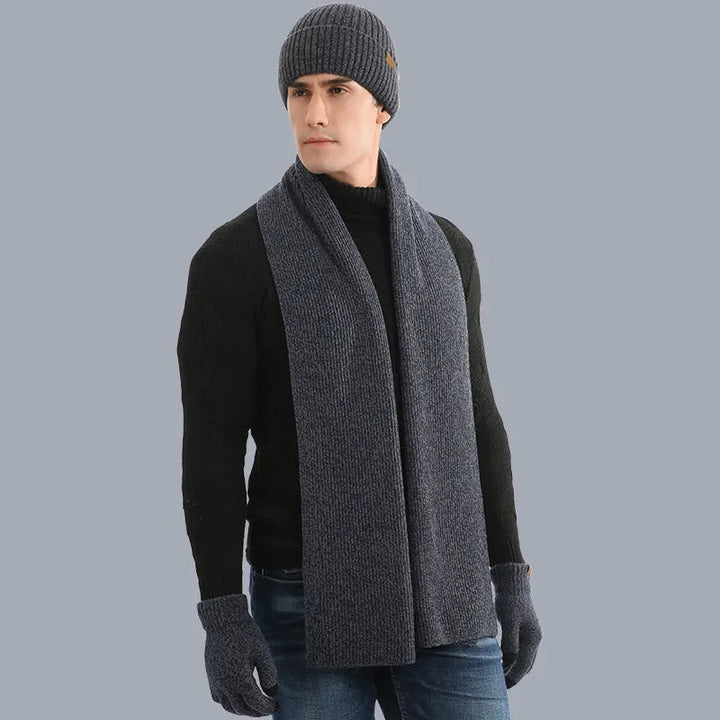 Warme heren winterset cadeau: muts, sjaal en handschoenen, ideaal voor heren winterkleding.