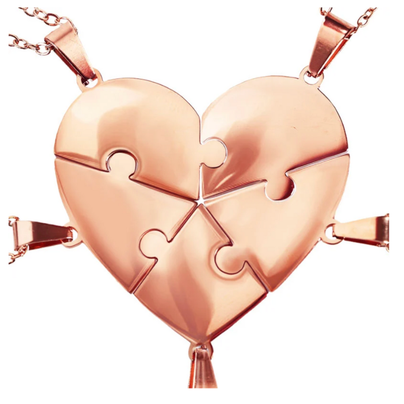 Roségouden familieketting met puzzeldesign, symbool van onbreekbare banden.