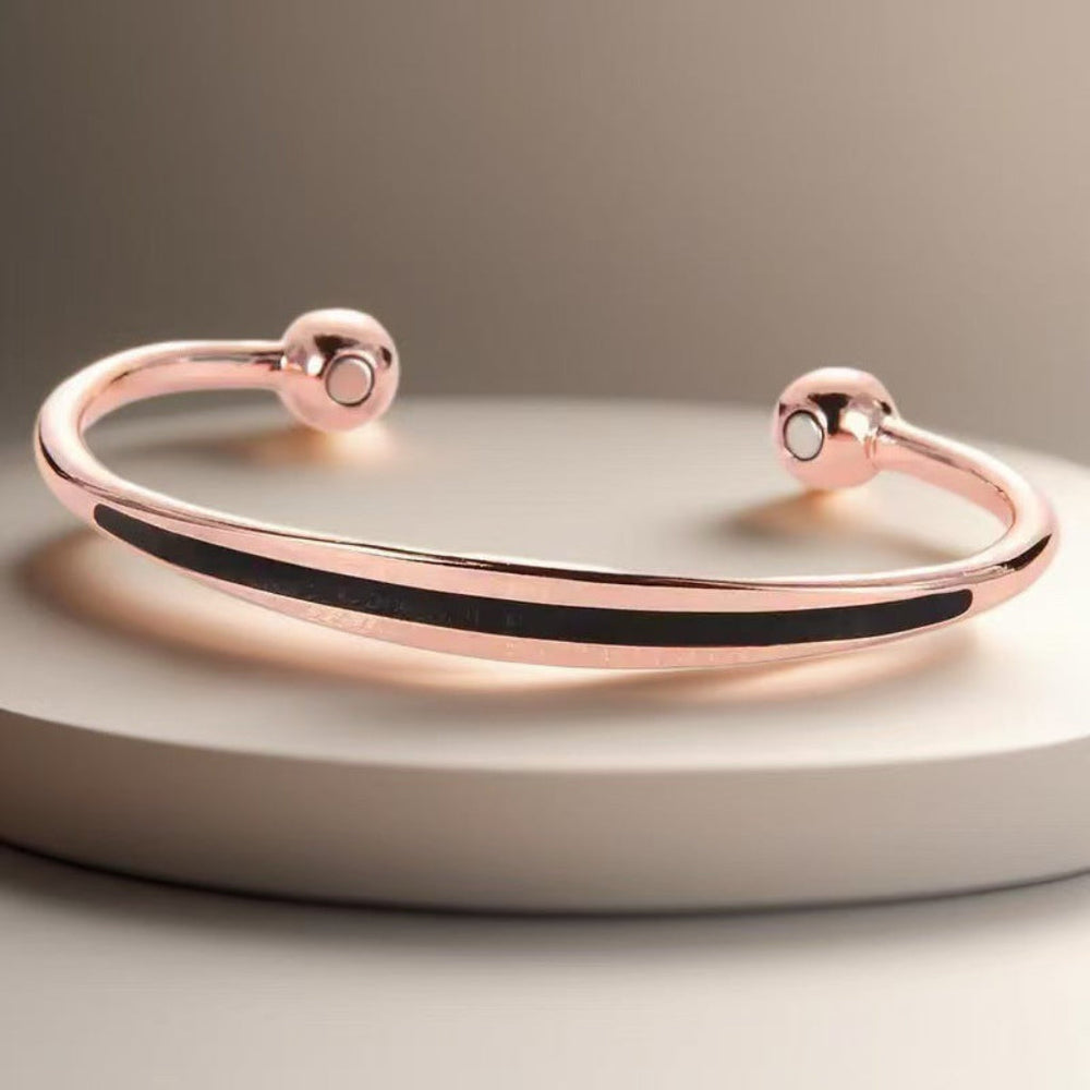 Roségouden dames armband (CJ26), minimalistisch en verstelbaar, perfect als elegant modern accessoire.