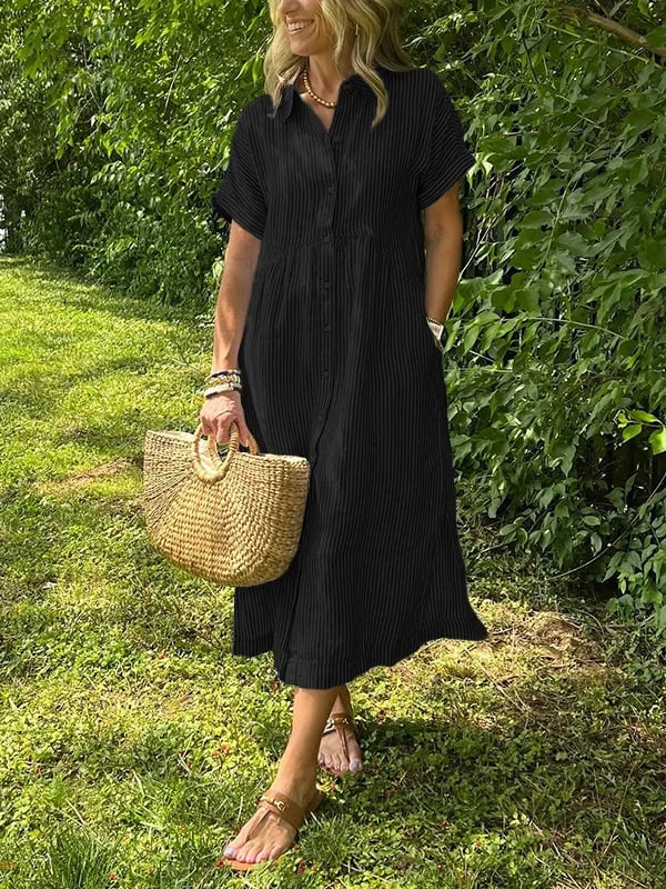 Comfortabele dames gestreepte blousejurk van luchtige stof, ideaal voor casual of elegante look.