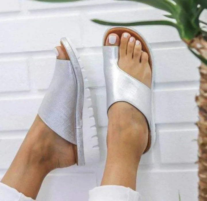 Dames zomerschoenen: lichtgewicht orthopedische slippers met voetondersteuning voor comfort.