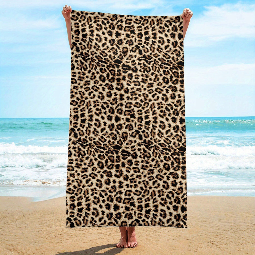 Luxe microvezel strandhanddoek, sneldrogend en superzacht voor zomer en reizen.