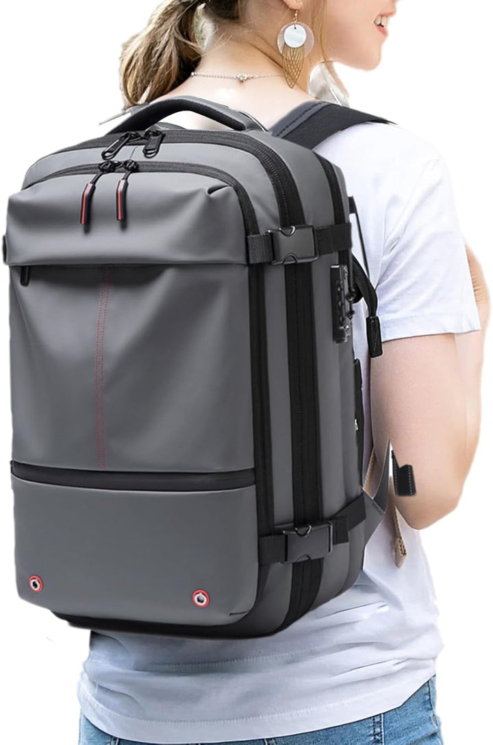 Legergroene waterdichte rugzak 60L, uitbreidbaar, laptopcompartiment, met handige vacuümcompressie.