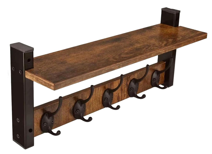 Wandgemonteerde kapstok met plank en 5 metalen haken, ideaal voor entree of hal. Organiseer je spullen.