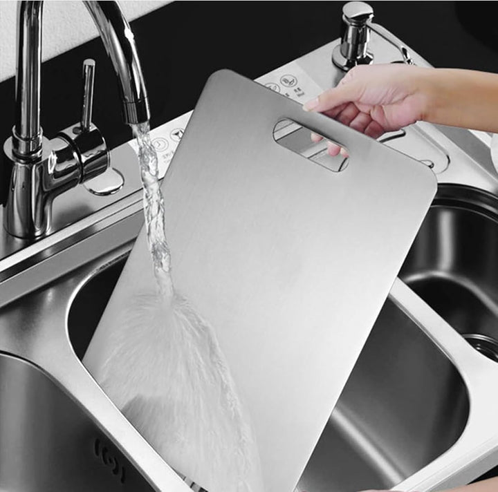 Essentiële, verstevigde anti-schimmel snijplank; een duurzaam en hygiënisch keukenaccessoire.