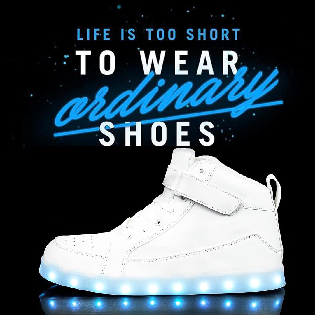 Unisex LumaBoost LED sneakers, comfortabel en oplaadbaar, voor een casual of feestelijke look.