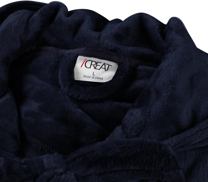 Pluizige unisex badjas met capuchon, warme fleece stof voor ultiem comfort thuis.