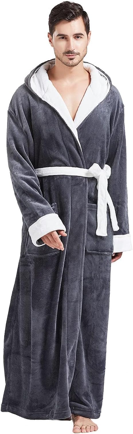 Comfortabele James flanellen heren badjas, essentiële warmte voor thuis.