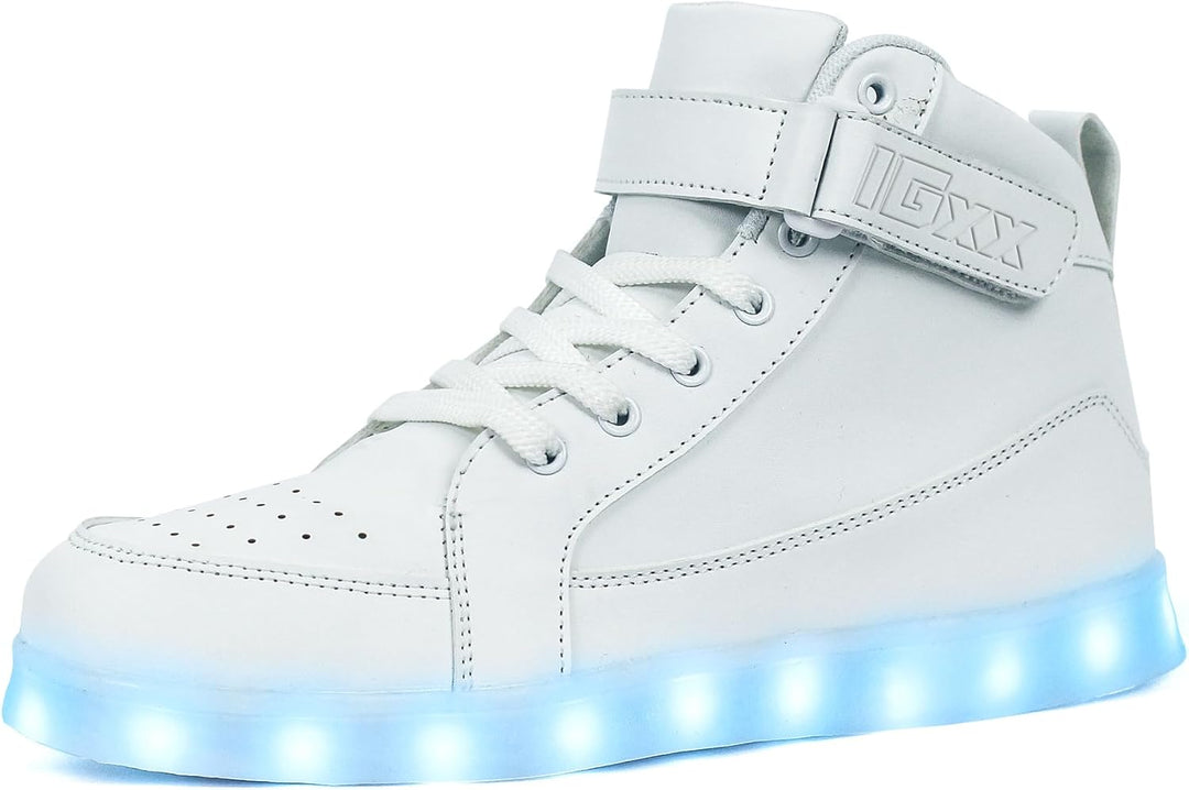 LumaBoost festivalsneakers: oplaadbare LED schoenen met briljante verlichting, klaar voor plezier.