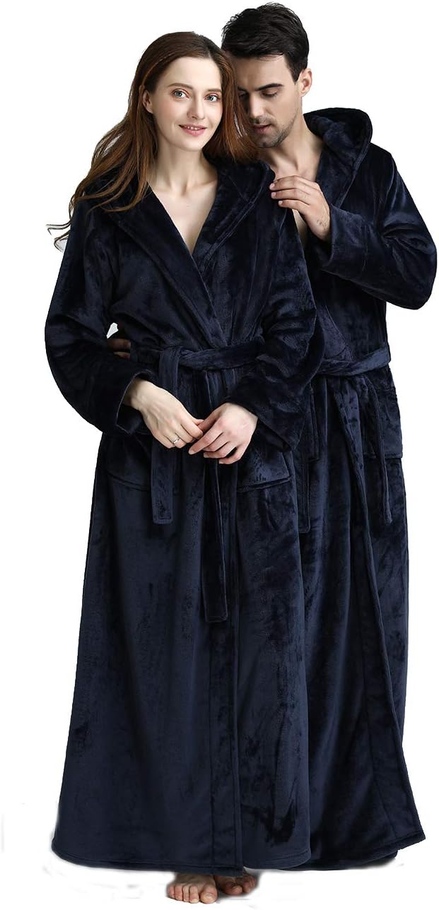 Warme unisex badjas met capuchon, van zacht fleece, ideaal voor relaxmomenten.